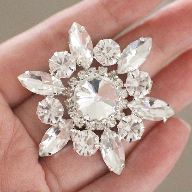 Crystal Flower Rhinestone With Claw Setting Silver Back Rhinestone Applique Buttons For Garments