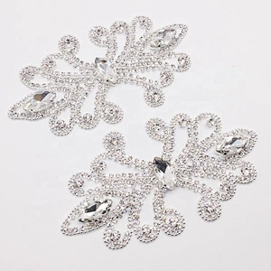 Bling smooth delicate flat back strass clear rhinestone princess headpiece applique for sale