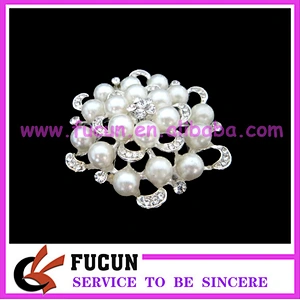 wholesale bulk fashion jewelry pearl and rhinestone embellishments for wedding dress