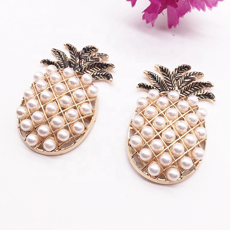China Manufacturer Womens shoe ornament pineapple shape pearl beads shoe buckle decoration