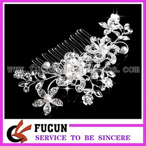 Bridal Wedding Crystal Rhinestones Diamante Vintage Pearl Hair Comb Clip