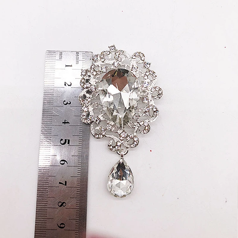 customized  new design bridal rhinestone silver plated brooch