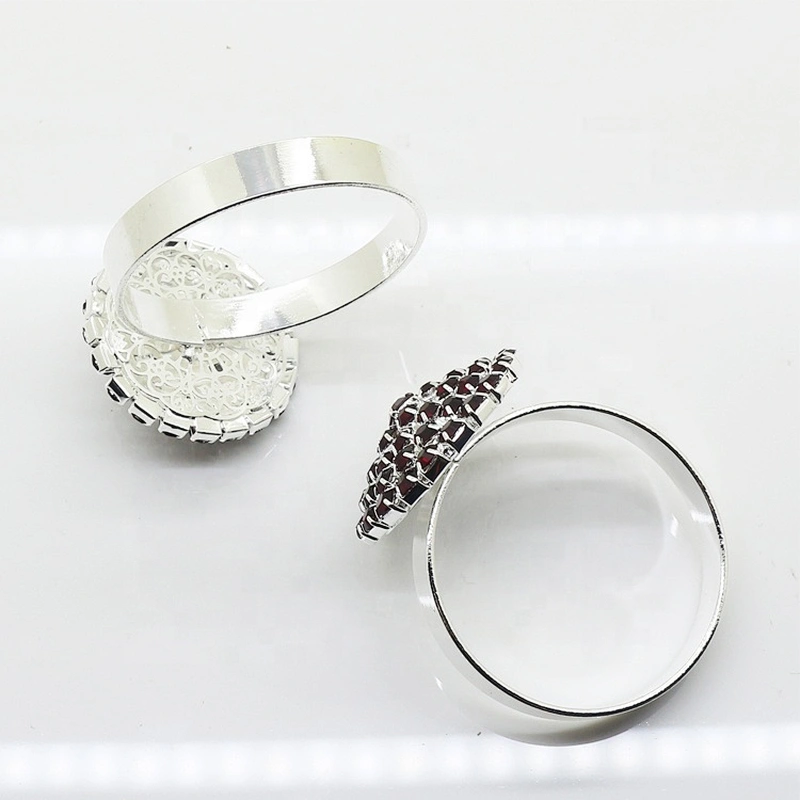 Wedding favors crystal round colorful design red rhinestone napkin ring for Christmas
