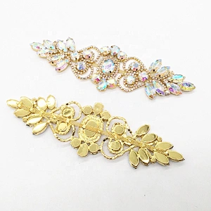 China factory best selling fashion delicate gold stone alloy crystal floral applique