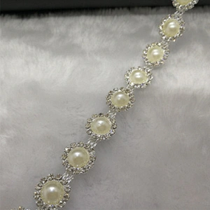 fashion new style wholesale pearl crystal rolling trimming chain for wedding dress decoration