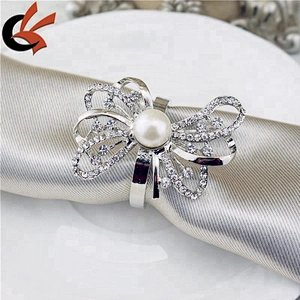2019 New Pearl and Rhinestone Wedding Napkin Holder Napkin Rings