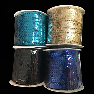 China Factory Wholesale bulk fabric loose PVC,PET sequins roll for garment