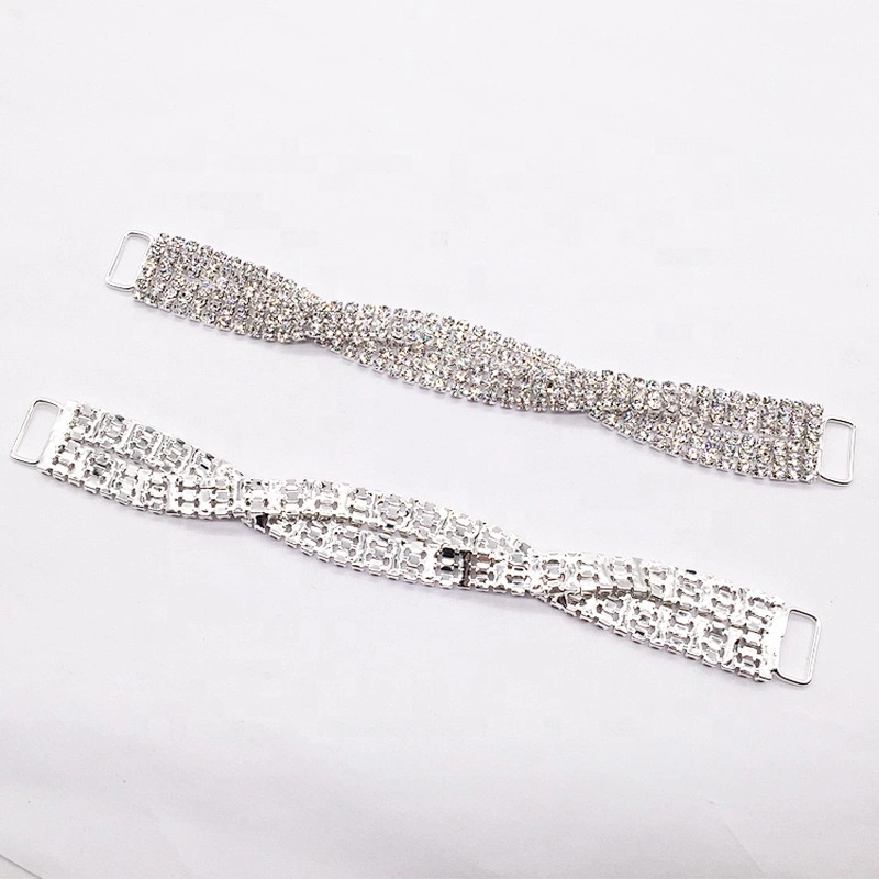Women latest model fashion twisty design swimming wear rhinestone connector