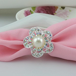 Bluk cheap floral rhinestone napkin ring for hotel and restaurant decoration