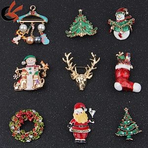 China Wholesale Christmas colorful wreath rhinestone brooch for Christmas decoration