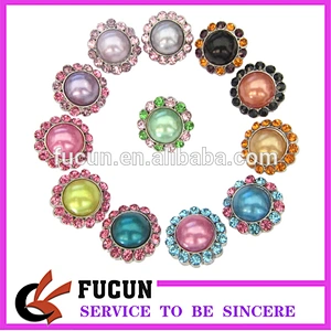 fashion colours pearl and rhinestone small brooch