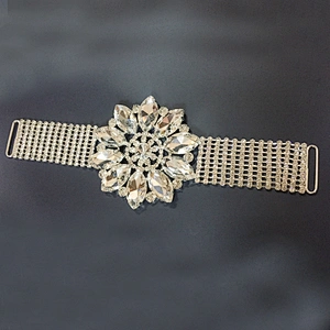 2018 Wholesale New Product Decorative Large Crystal Floral Sash Belt Glass Bikini Connector for Swimwear
