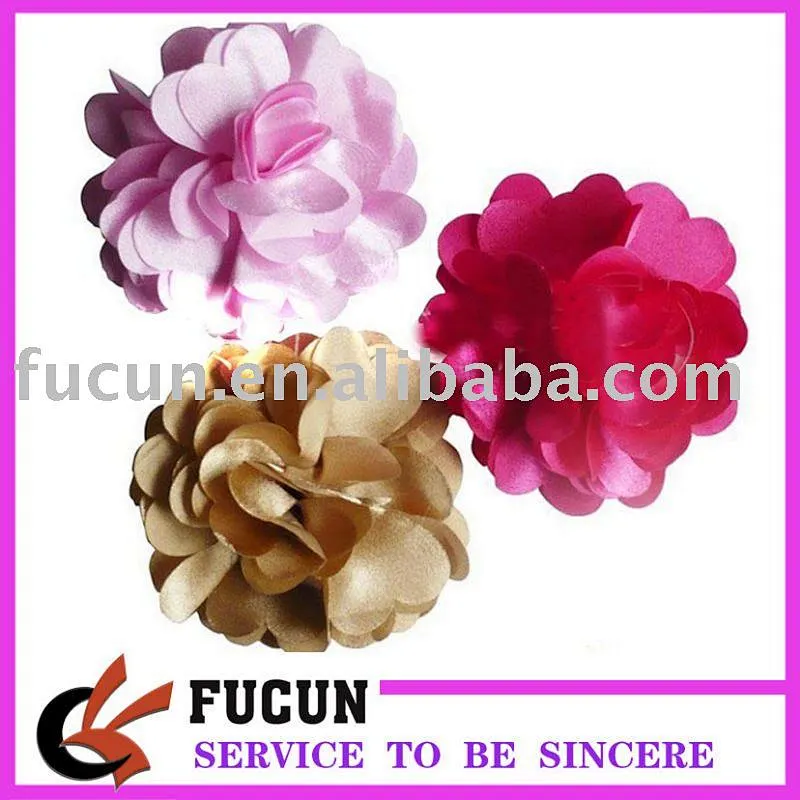 latest fashional handmade fabric brooch flower