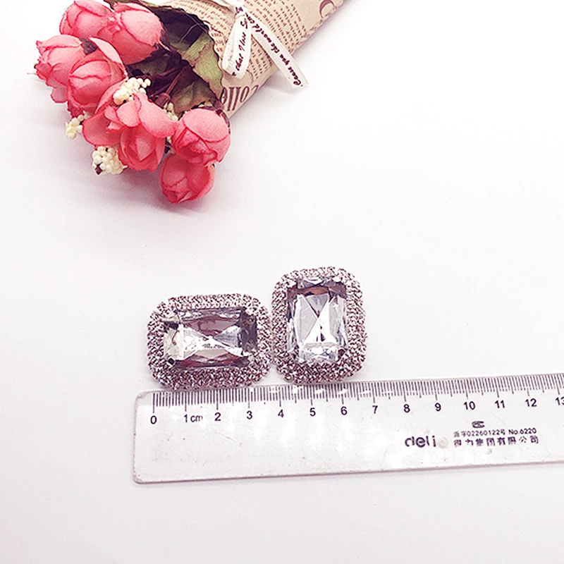 2019 latest fashion  metal alloyed diamond shoe clips for lady shoes