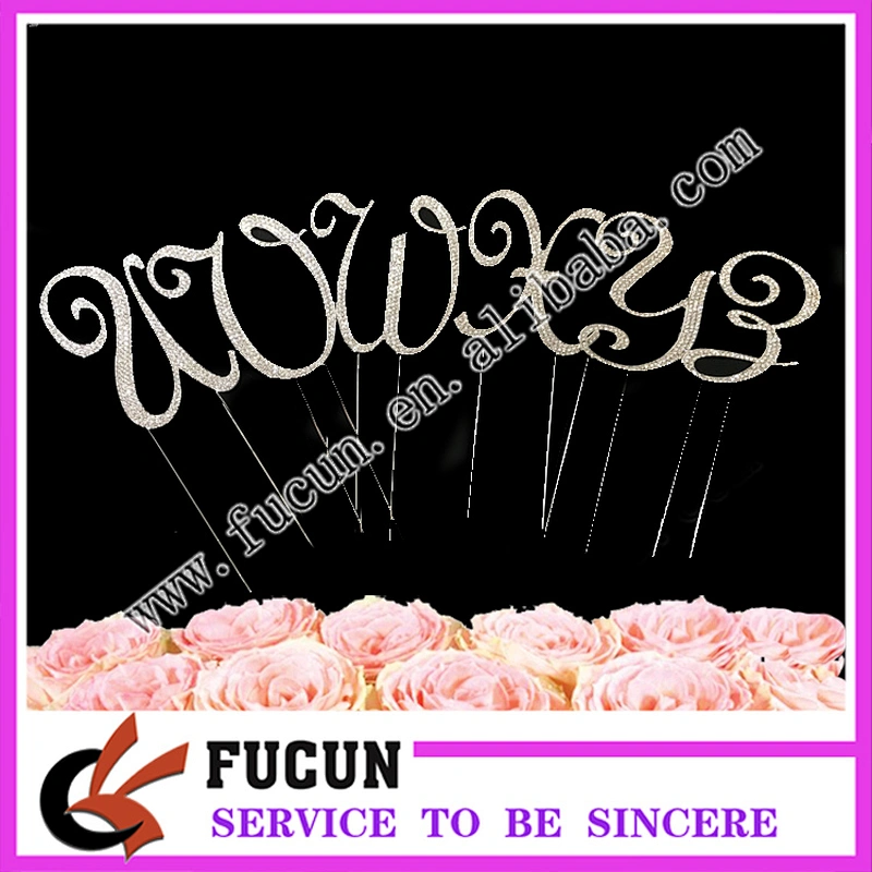 New product 2019 wholesale birthday favor items rhinestone letter wedding  cake topper