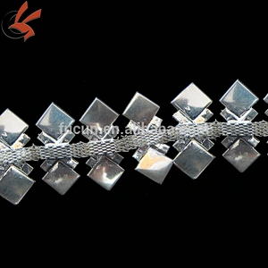 red and ivory acrylic alternate rhinestone cup chain trimming