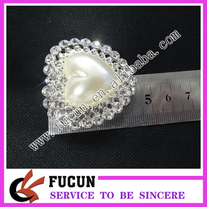 High quality silver plating heart shape rhinestone pearl brooch scarf buckle