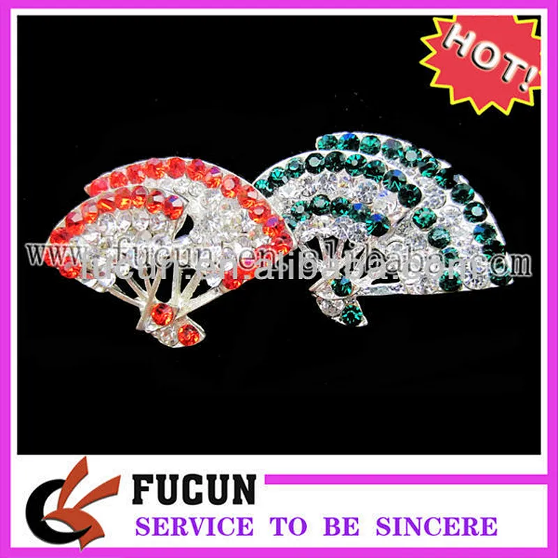 2018 Custom Decorative Exquisite Rhinestone Cute Fan Shape Brooch Pin
