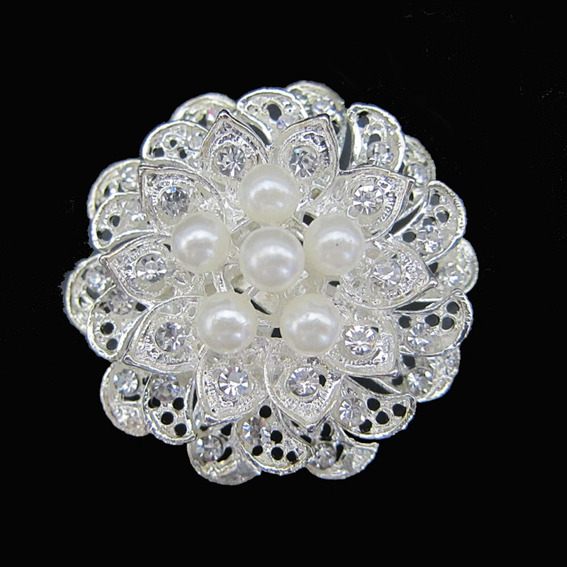 hot selling clear chair sash pearl and rhinestone wedding brooch