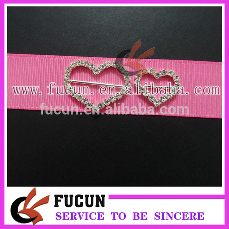 Fashion small rhinestone heart shaped buckles