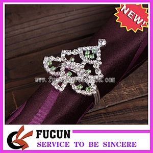 2018 Customs Christmas Gifts Rhinestone Table Napkins Christmas Trees Napkin Ring
