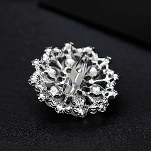 hot sale elegant pearl rhinestone brooch for wedding decoration