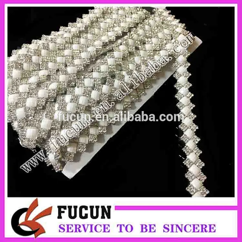 Best selling Bridal dress decorative rhinestone chain trim manufacturer sale