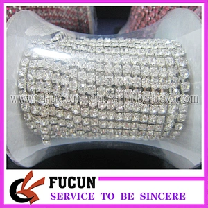 Alibaba wholesale ss6,ss10 ss12,ss16,ss18,ss 28 SS38 one close crystal rhinestone cup chain