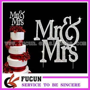 New Rhinestone Diamante Crystal Rhinestone Wedding Mr & Mrs Bling Cake topper
