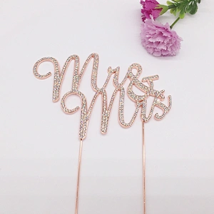 Happy wedding Mr&Mrs rose gold crystal bride and groom rhinestone cake topper