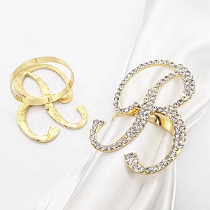 Metal crystal napkin rings gold plated alphabet rhinestone napkin ring for customs
