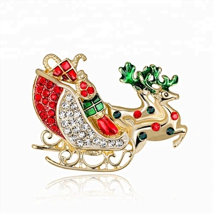 Vintage Rhinestone Deer and sleigh Christmas Holiday Brooch Pin