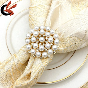 Metal Gold Plated Bling Pearl Napkin Ring for Table Decoration