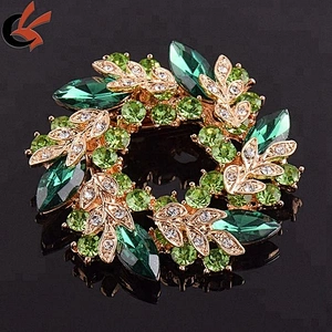 new arrival flower acrylic rhinestone brooch for wedding invitation card
