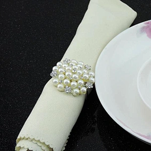 Hot selling handmade reusable rhinestone flower pearl beaded napkin ring for weddings
