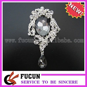 Wholesale Wedding Elegant Crystal Rhinestone Diamante Dangling Brooch