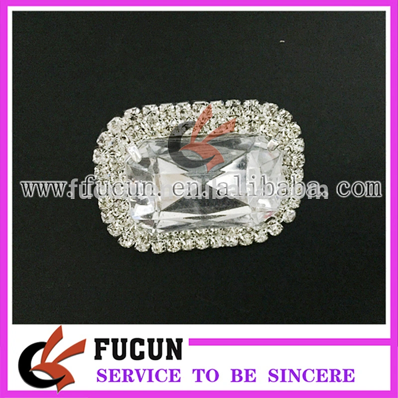 Cheap bulk rectangle design crystal acrylic rhinestone brooch for decoration
