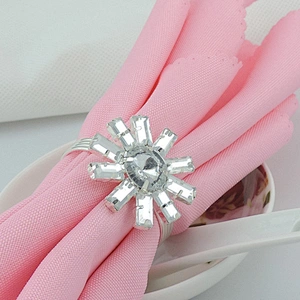 Chinese Wholesale Wedding Crystal Sun Flower Acrylic Napkin Ring Table Decoration