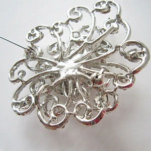 Decorative Wedding Favor Big Diamond Brooch Pins for Women Jewelry