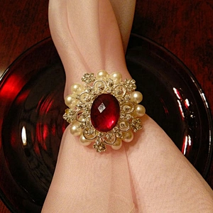 Luxury Vintage Wedding Favors Beaded Crystal Strass Napkin Ring for Decors