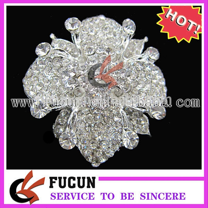 cheaper handmade brooch pin rhinestone artificial flower brooch for wedding invitations