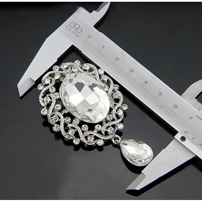 Latest wholesale colorful crystal top quality bling shiny rhinestone wedding bridal brooch in bulk