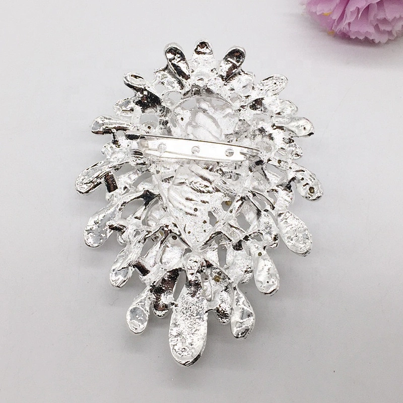 Cheap Wholesale Vintage Bulk Lots Costume Rhinestone Brooches