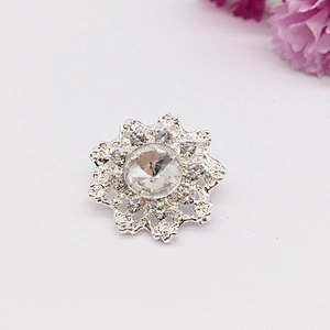 small clear alloy rhinestone label pin brooch