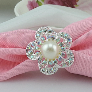 Bluk cheap floral rhinestone napkin ring for hotel and restaurant decoration