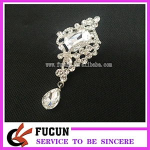 Spring Best Selling Crystal Vintage Brooch Beautiful Women Rhinestone Brooch for sale