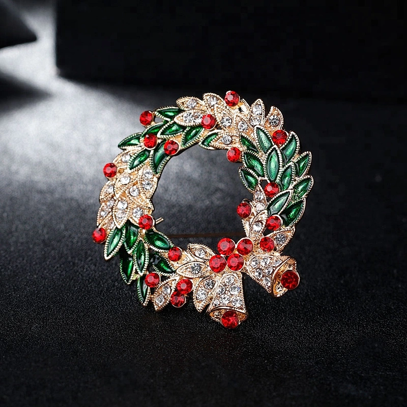 Factory Enamel Crystal Red Rhinestone Christmas Wreath Brooch with Hang Bell