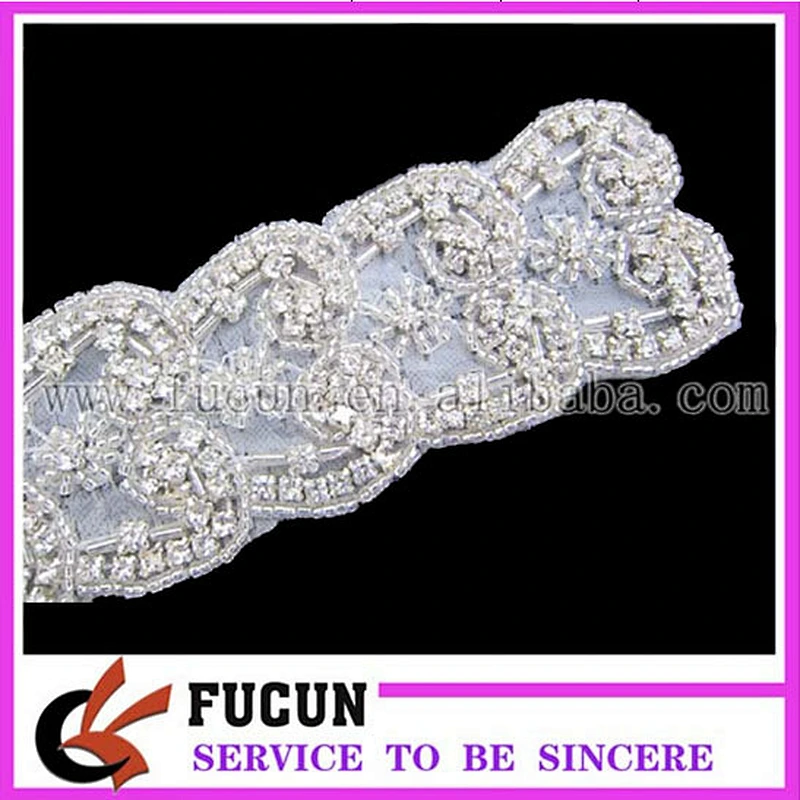 Fashion style beaded crystal rhinestone appliques for wedding dresses trimming