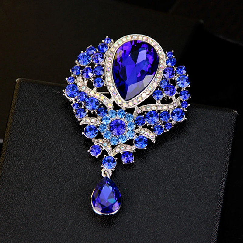 2018 New Style Gold Vintage Large Crystal Decorative Safety Brooch Pin
