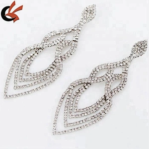 Vintage Chandelier Bridal Wedding Rhinestone Earings